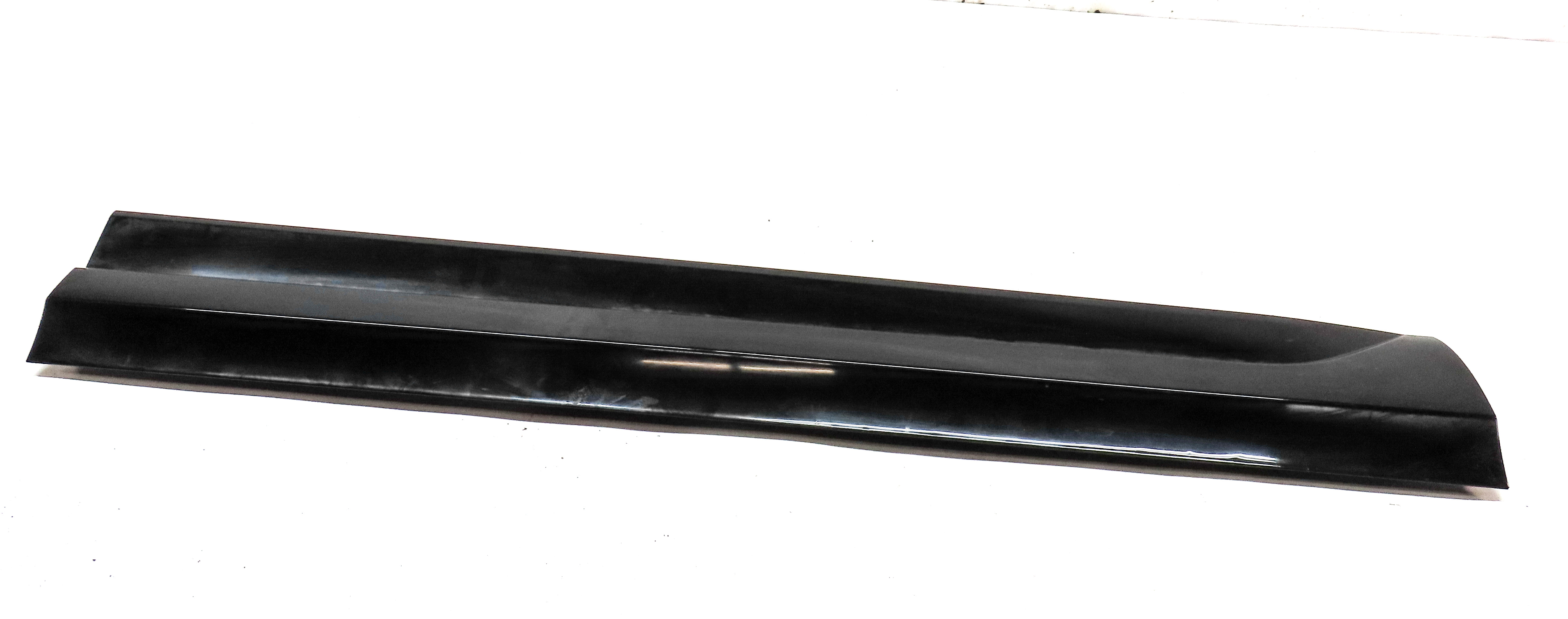 16-18 AUDI Q3 8U FRONT LEFT DRIVER LOWER DOOR TRIM MOULDING (Black) — exact item pictured